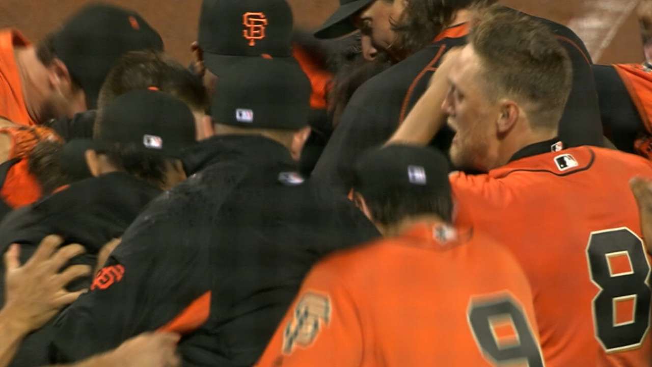Depth, pitching has Giants atop bigs at break