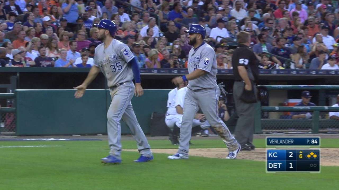 Perez's RBI double