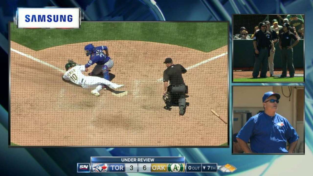 Saunders nabs Semien at home