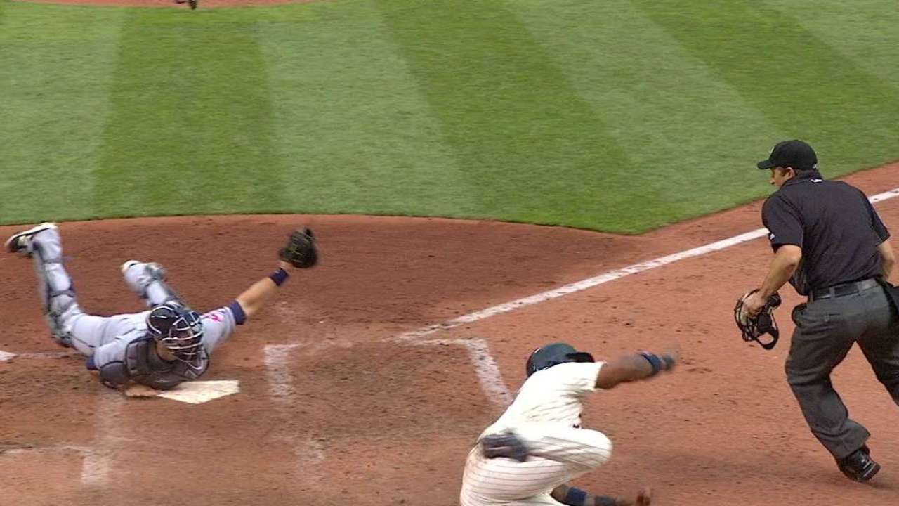Kipnis nabs Vargas at the plate