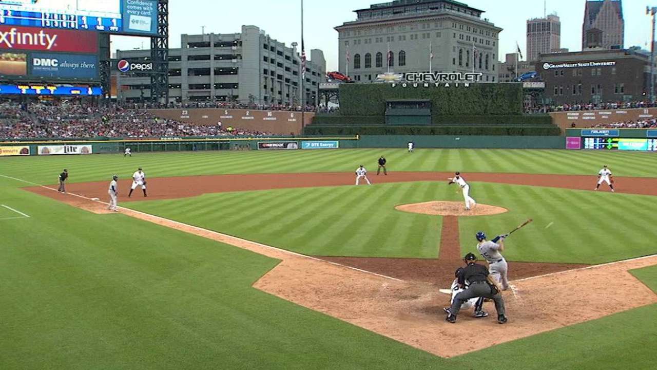 Hosmer's RBI single