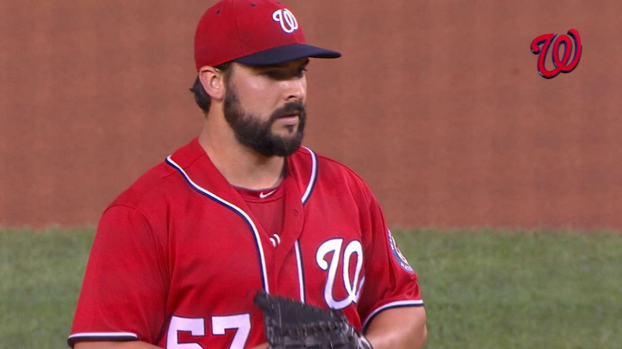 Roark shuts down Pirates