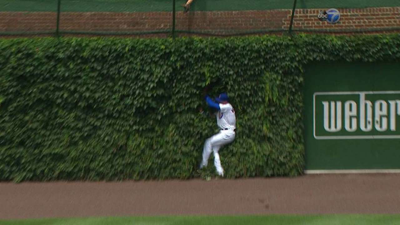 Almora Jr.'s spectacular grab