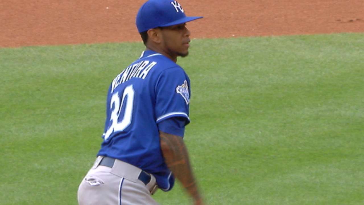Royals disagree with balk called on Ventura