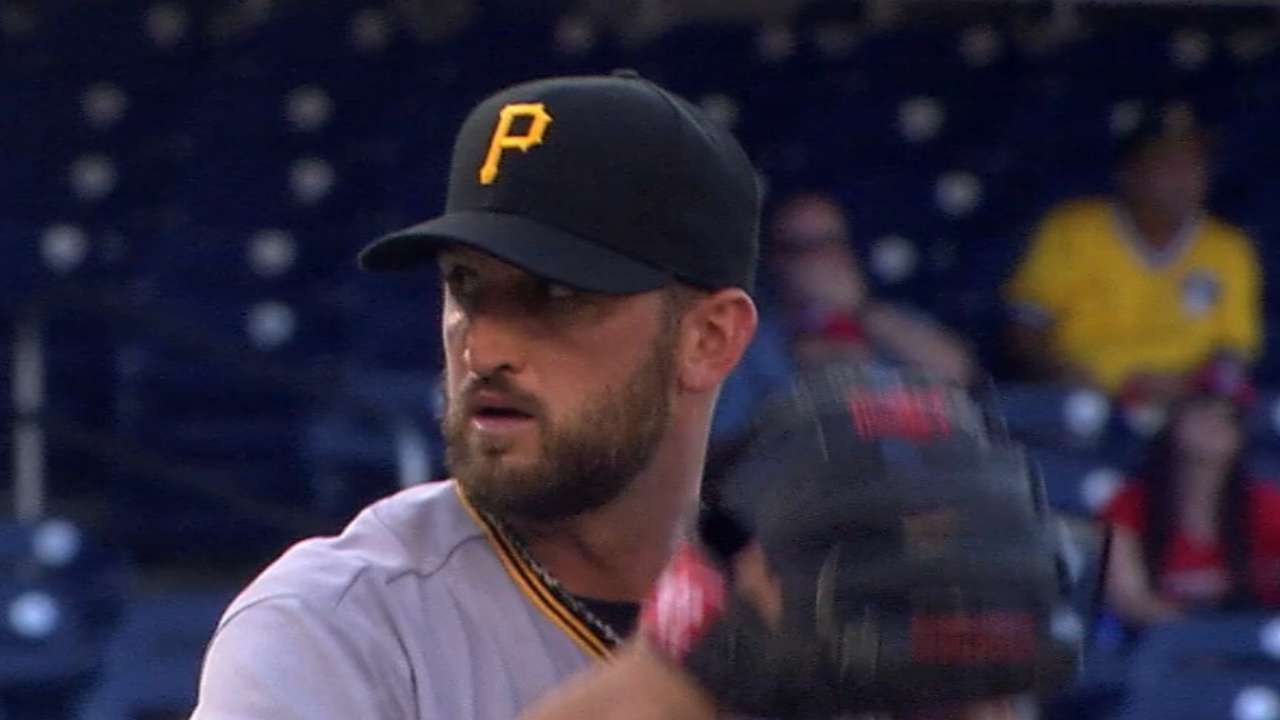 Niese's scoreless relief