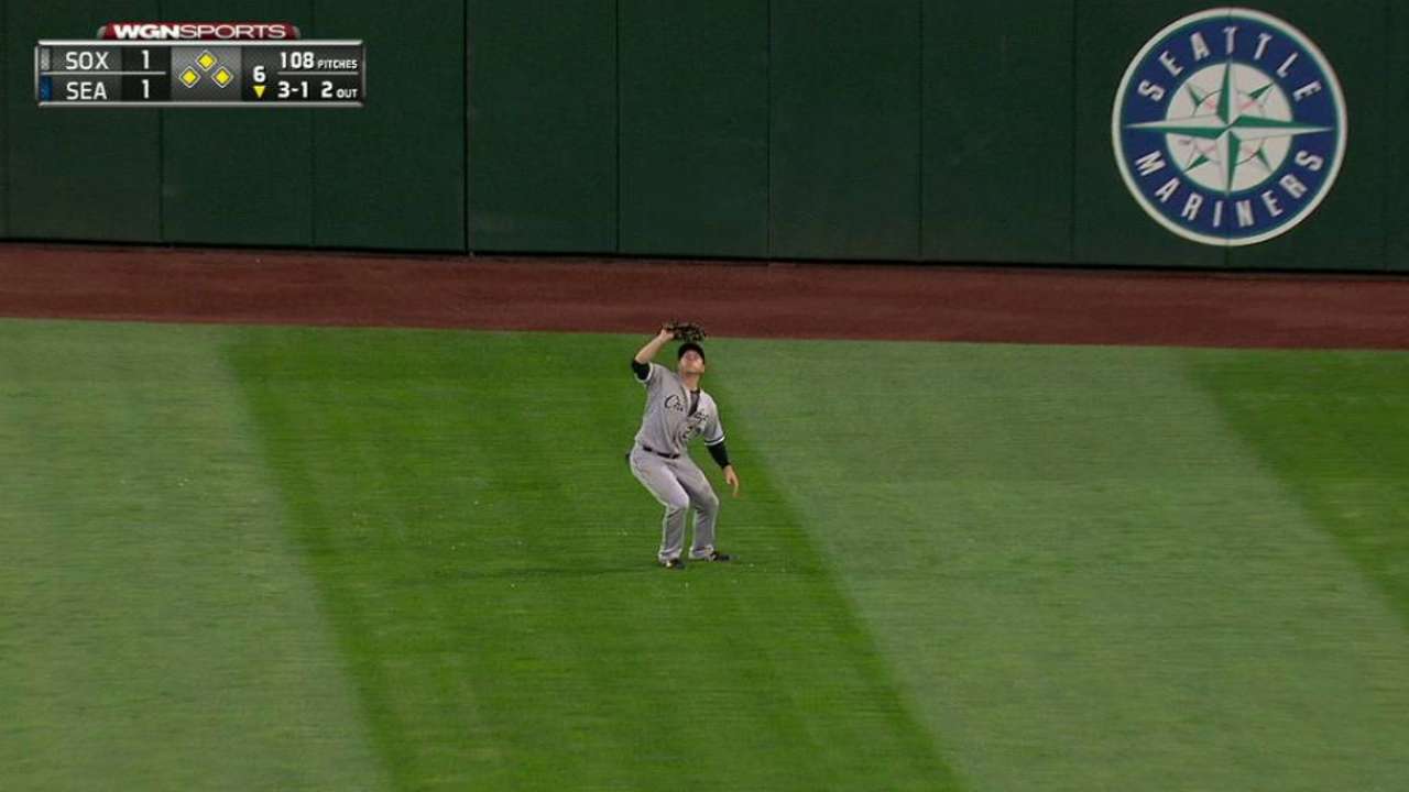 Quintana leaves bases loaded