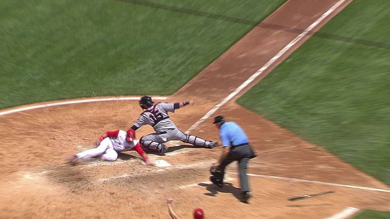 Peraza, Barnhart y Votto guiaron a los Rojos al triunfo sobre Bravos