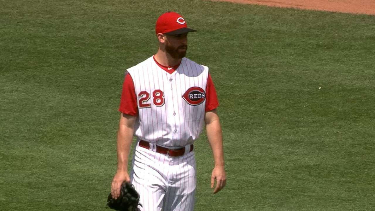 Reds' DeSclafani unfazed by trade rumors