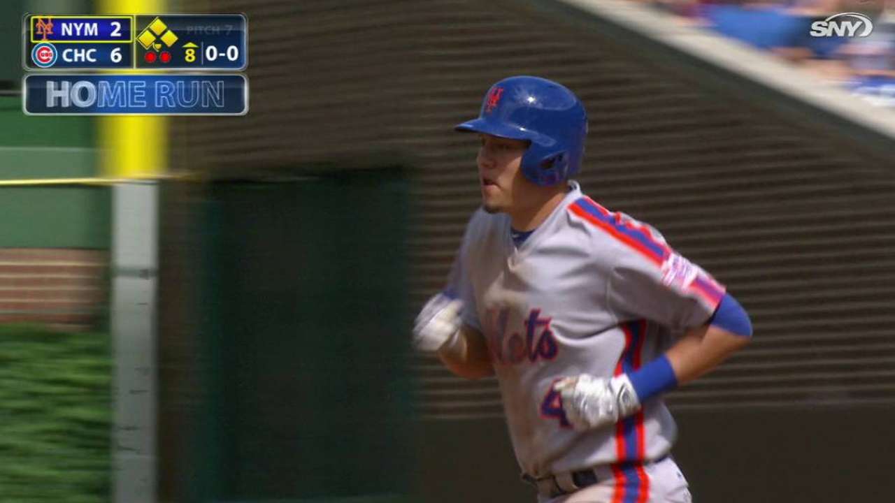 Flores' two-run big fly
