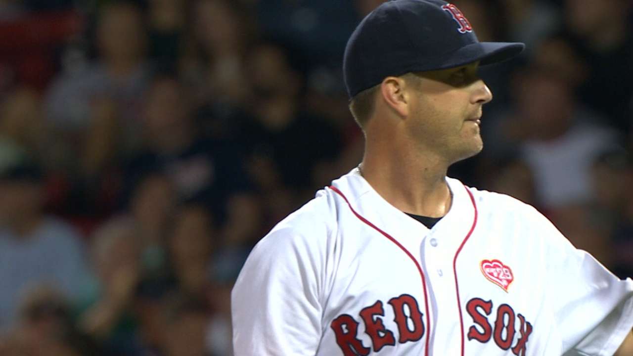 Wright earns win No. 12