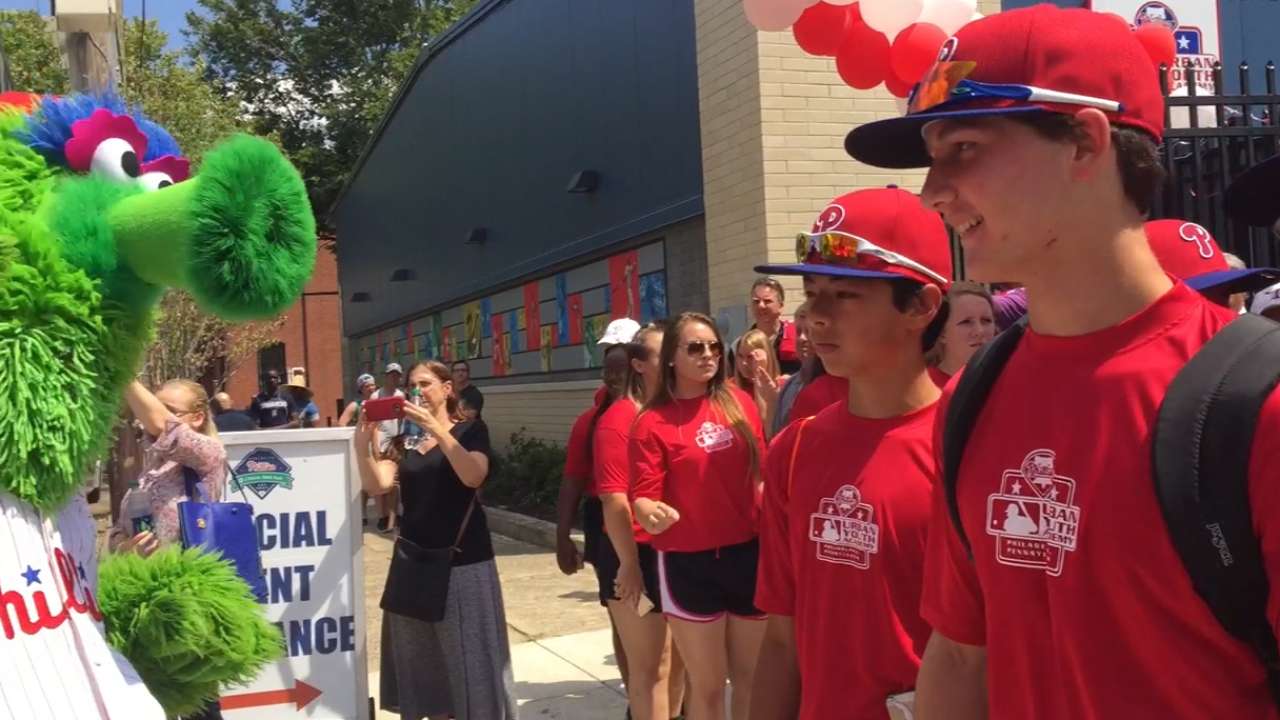 Phillies UYA facility named after Howard