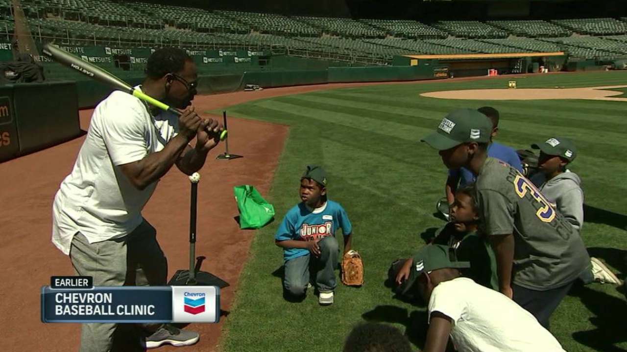 A's showcase science of baseball at STEM clinic