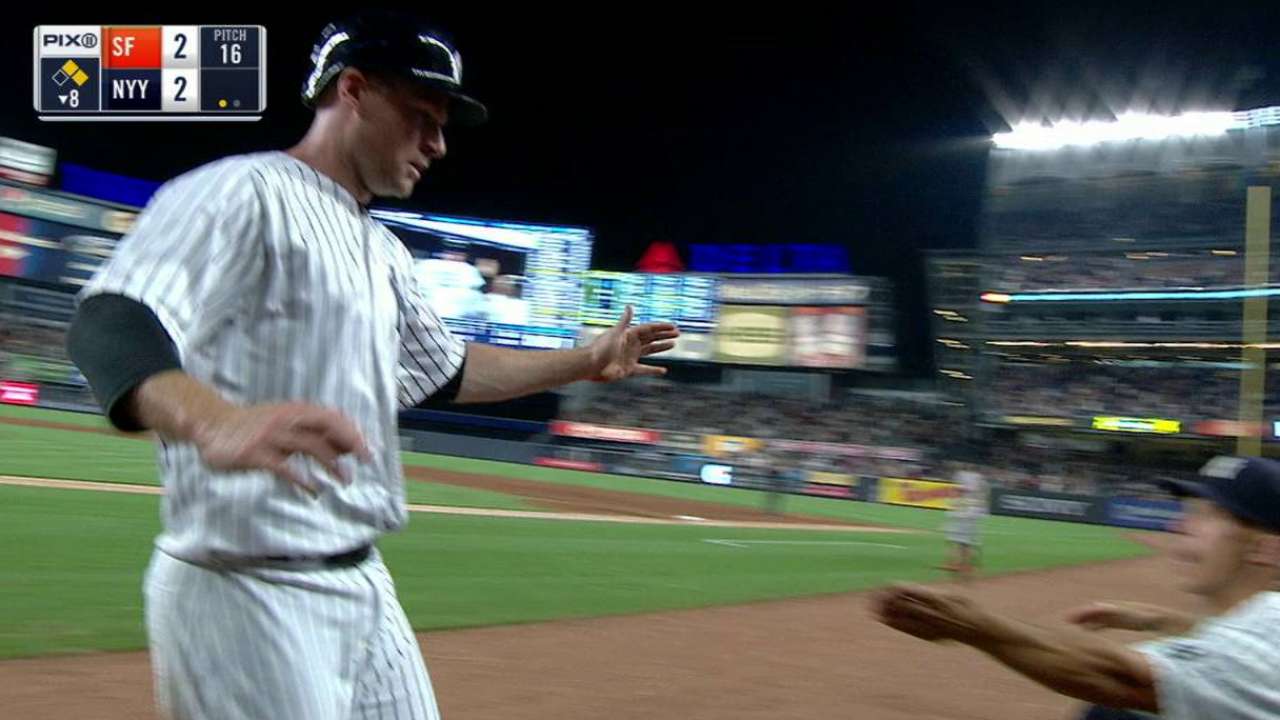 Yankees stay hot, send Giants to 6th straight loss
