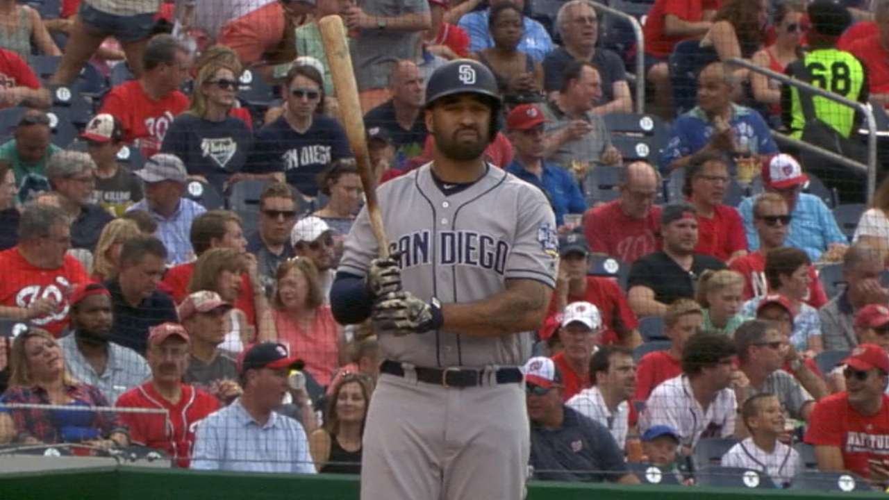 Kemp homers twice in Padres' win over Nats
