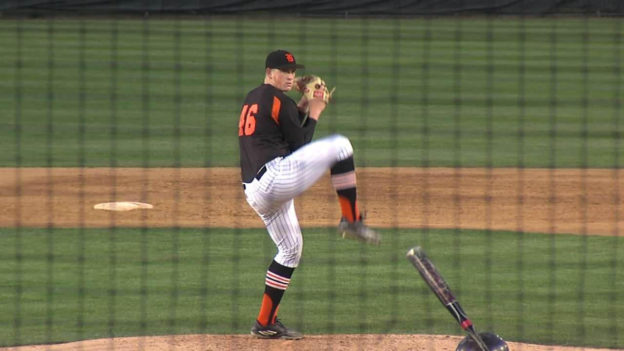 Red Sox's top 2016 Draft pick Groome sharp in pro debut