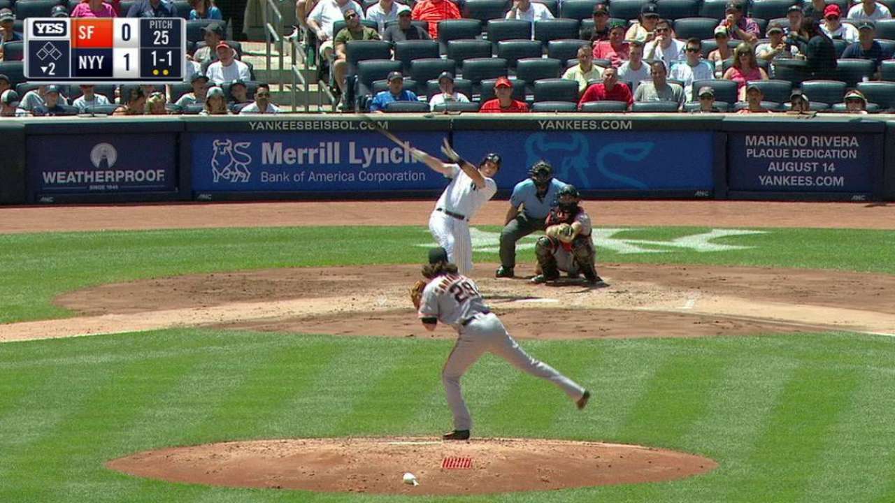 Beltran, Teixeira homer to back Eovaldi in win over Giants