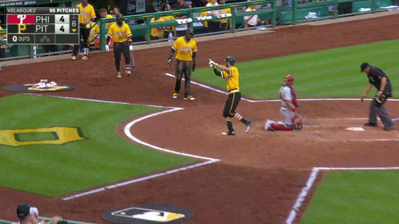 Joyce, Frazier HRs help Bucs edge Phils