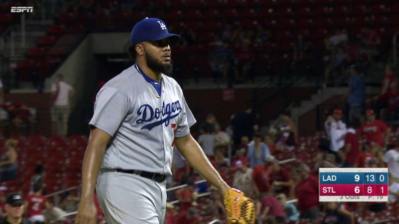 Dodgers pounce on Cards rookie, close to 3 back