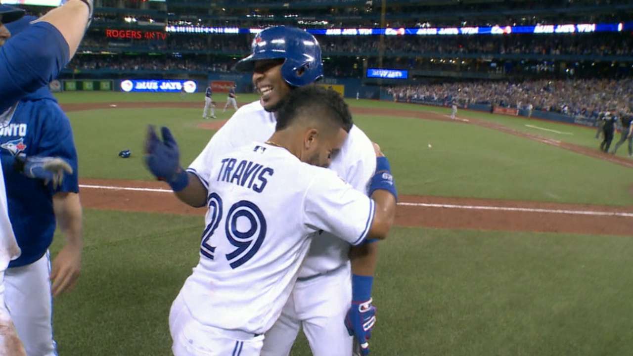 Must C: Blue Jays win in 12