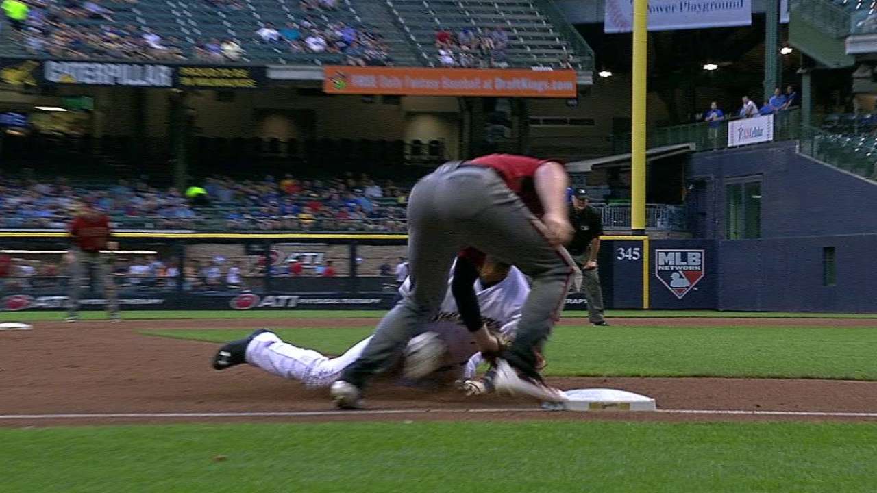 Castillo catches Villar stealing