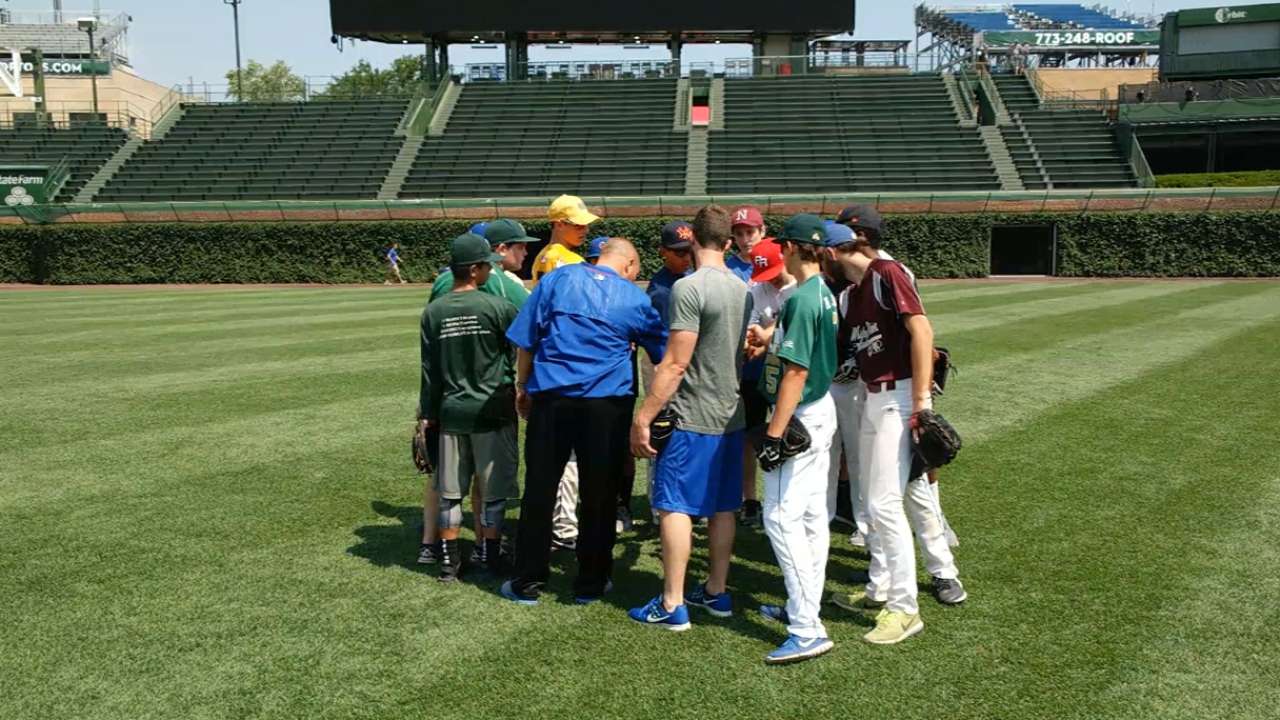 Cubs host National Play Campaign at Wrigley
