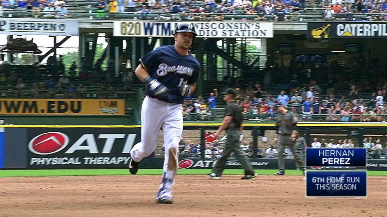 Pérez impulsó a Cerveceros a triunfo sobre D-backs