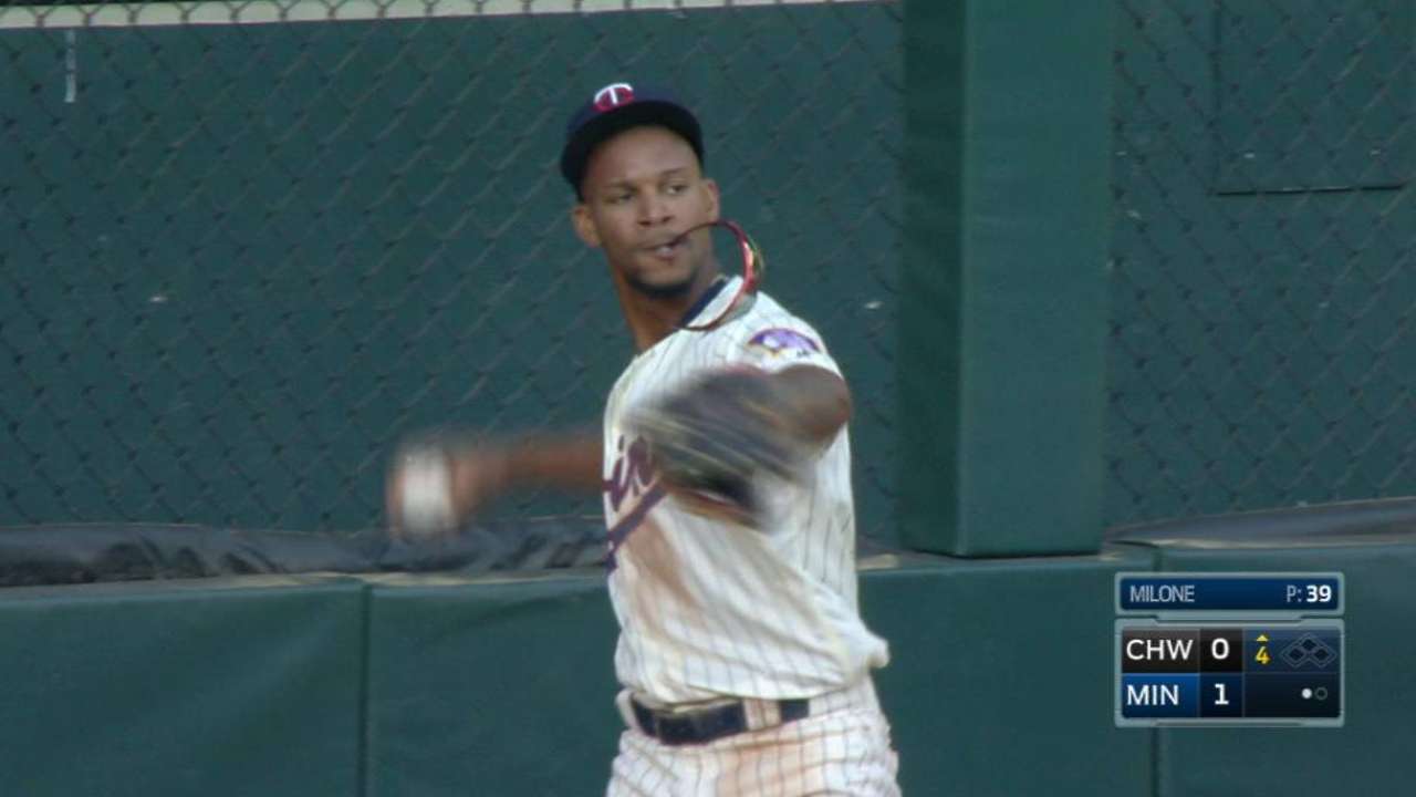 Buxton's fine running grab