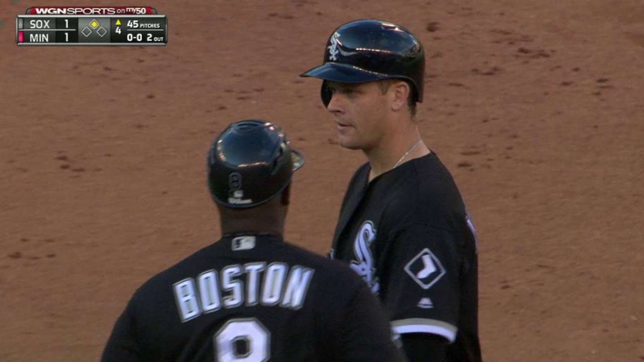 Morneau's double ties the game