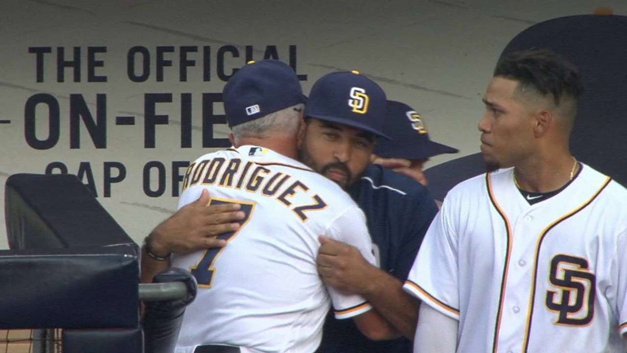 Kemp says goodbye to teammates
