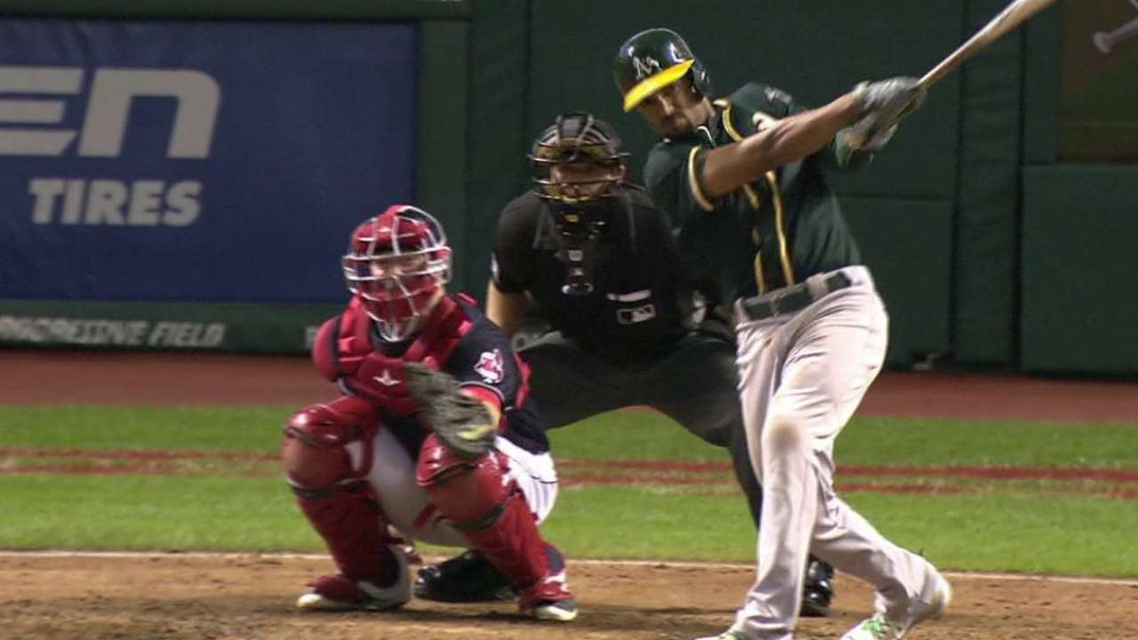Semien's solo homer
