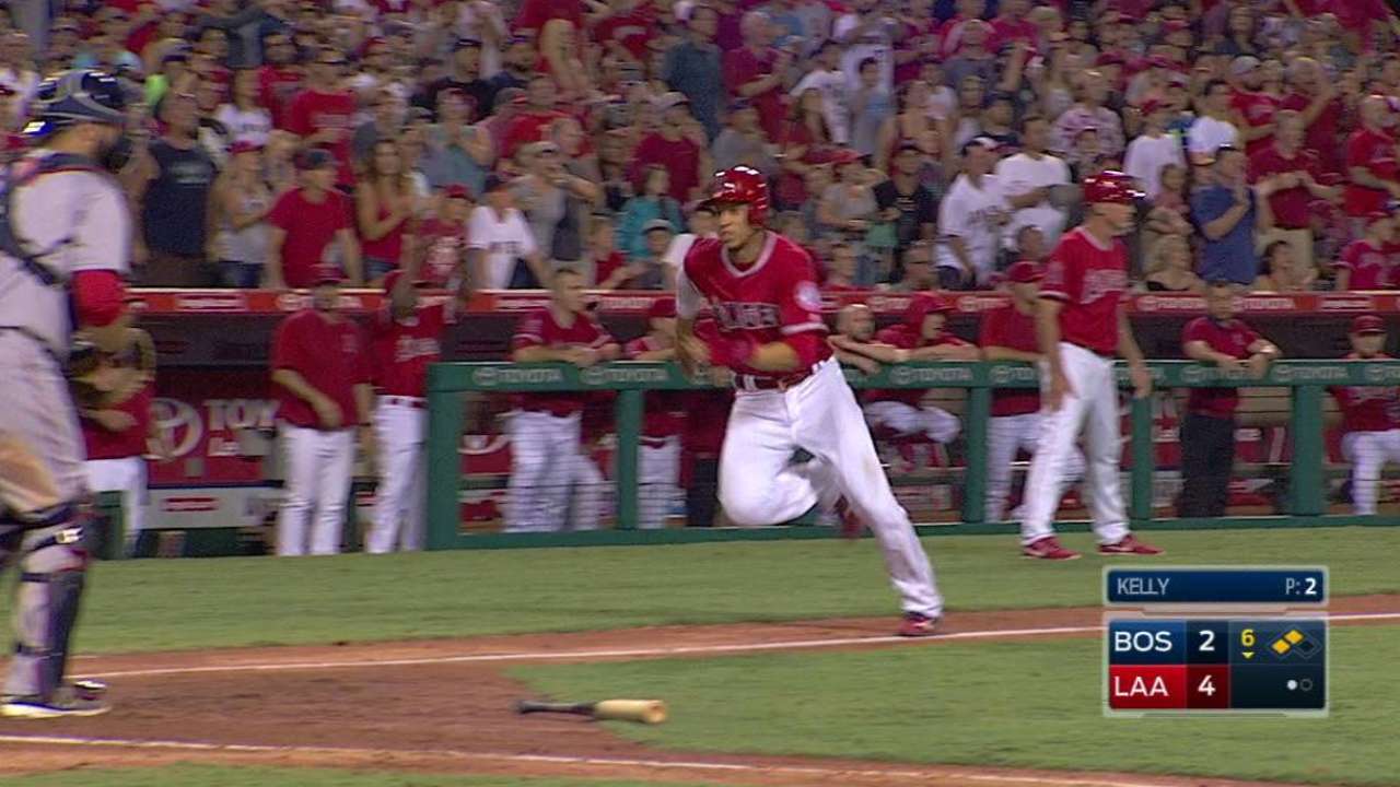 Pujols' homer helps Angels edge Red Sox
