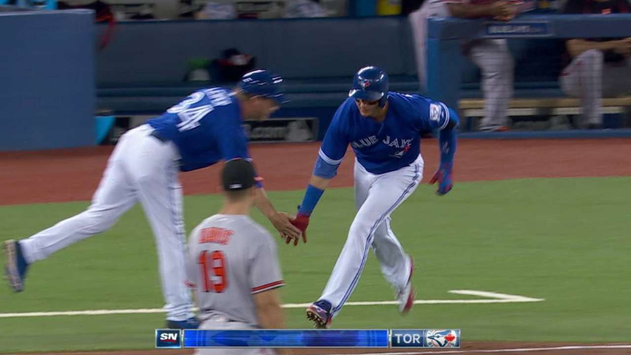 Blue Jays fall to O's in 12; drop out of first