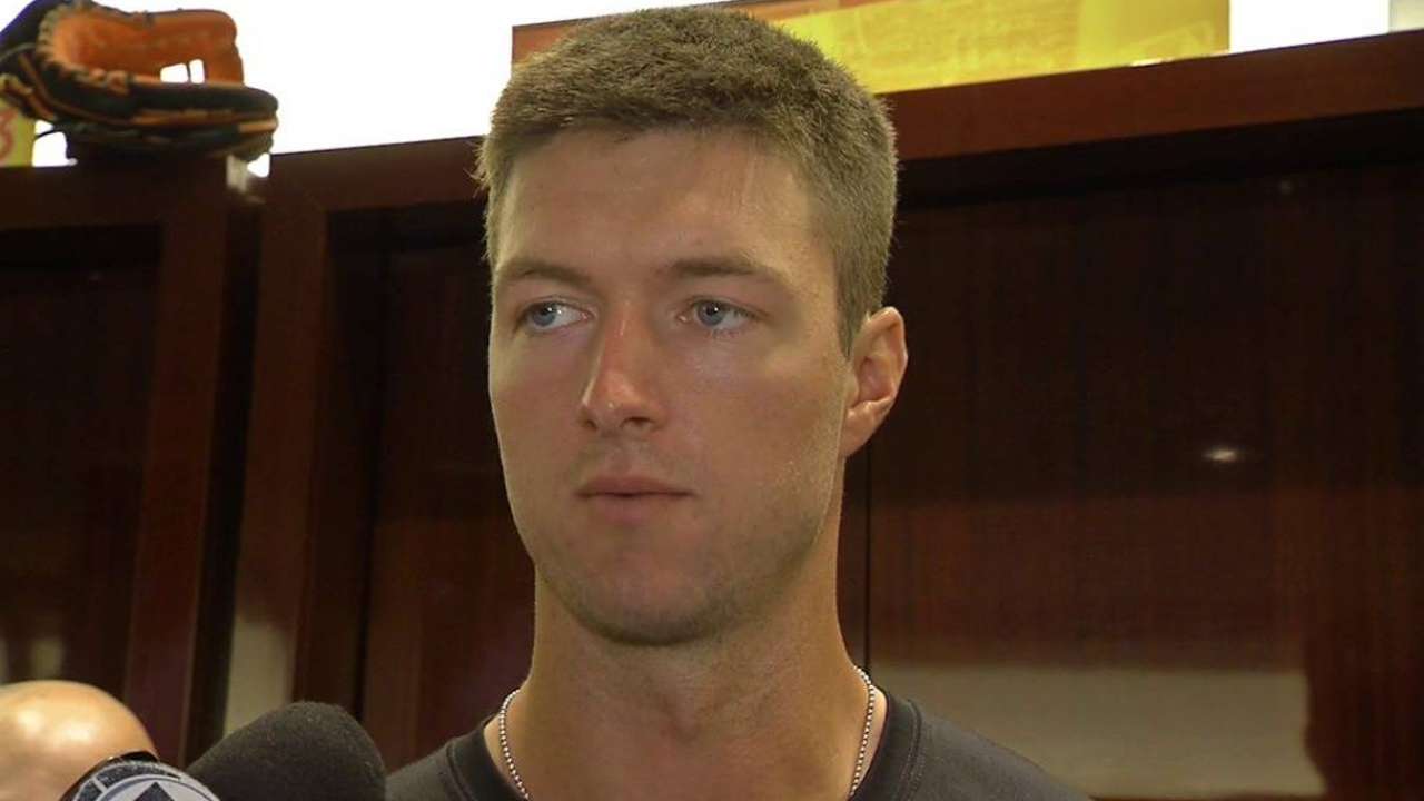 Marlins place newly acquired Rea on DL