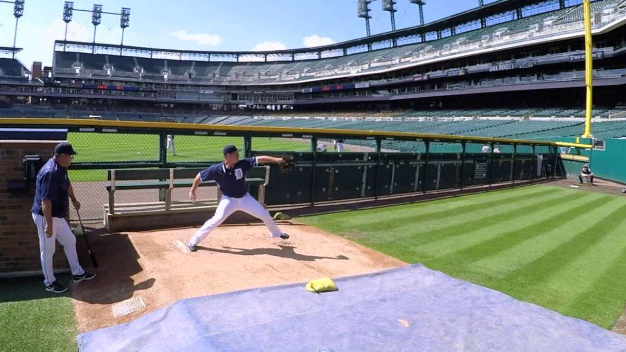 Pelfrey on DL, J.D. returning, Zimmermann next