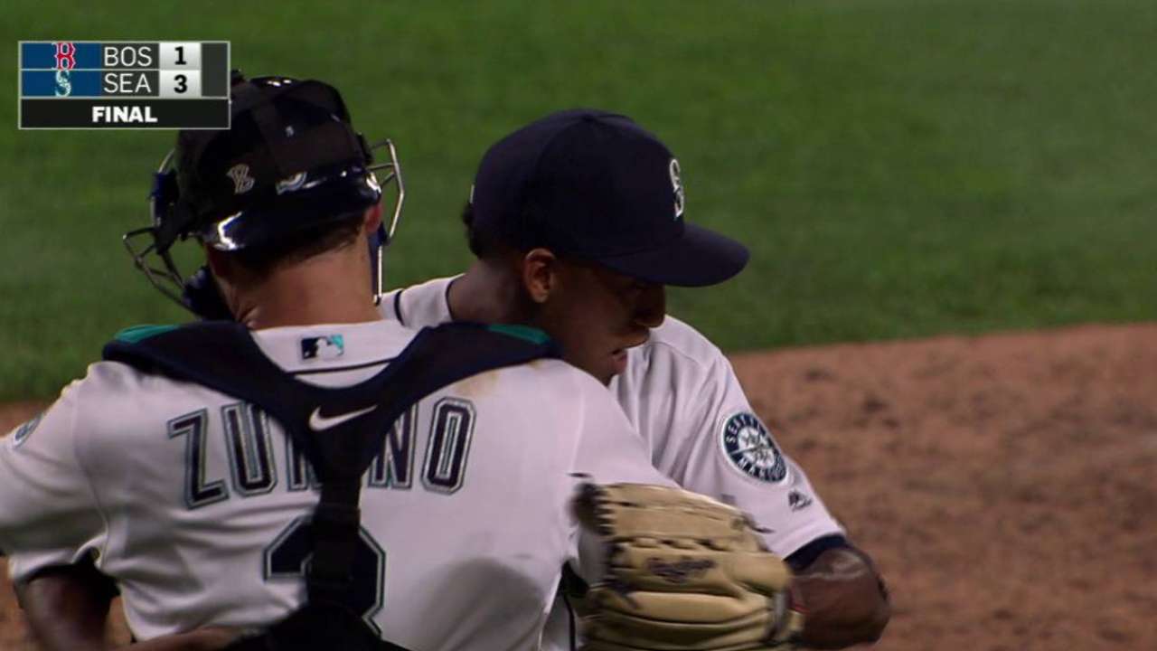 Young Mariners have enthusiastic leader in Cano
