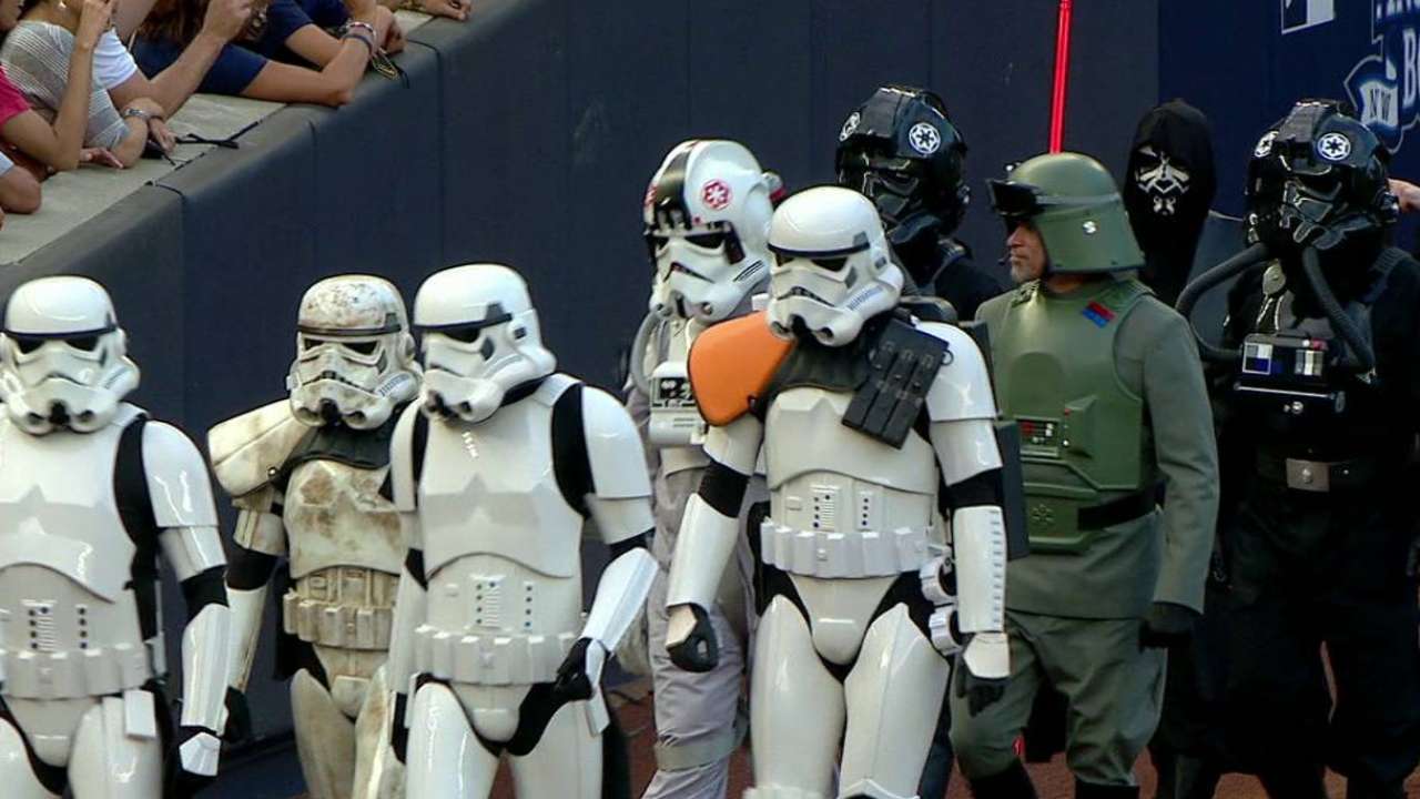 Yanks host Star Wars night
