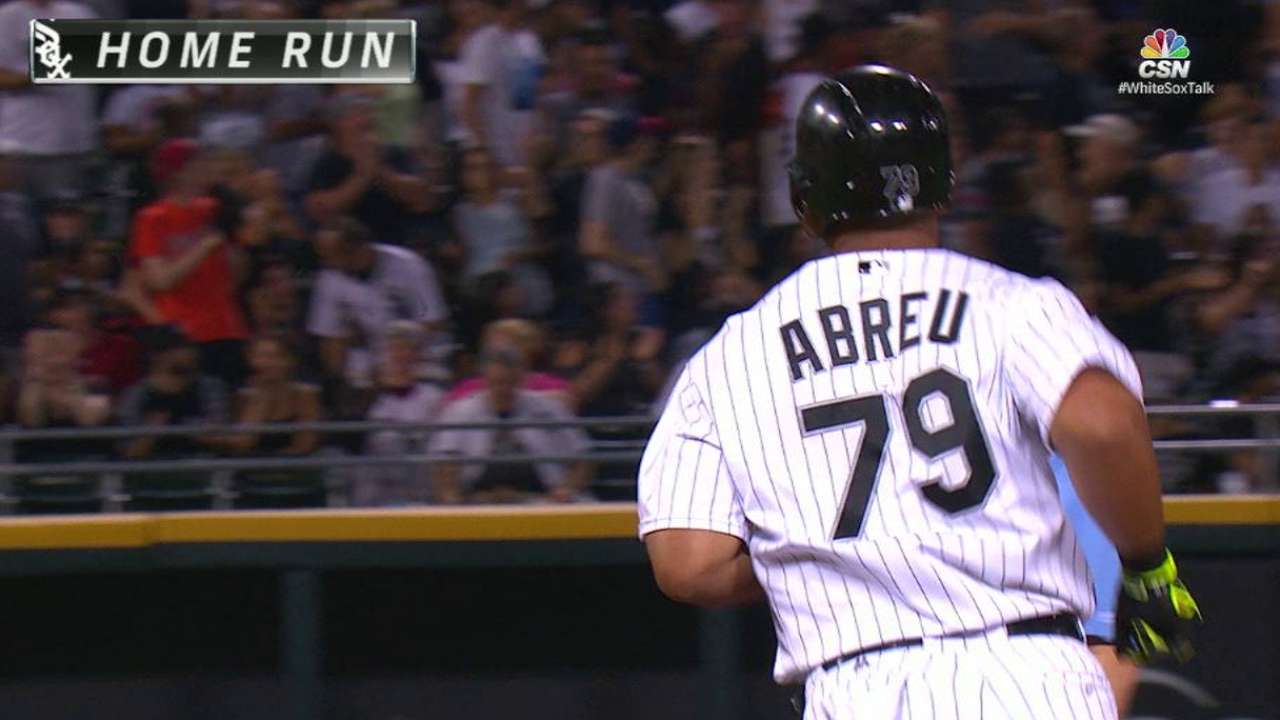 After long wait, Abreu enjoys reunion with son