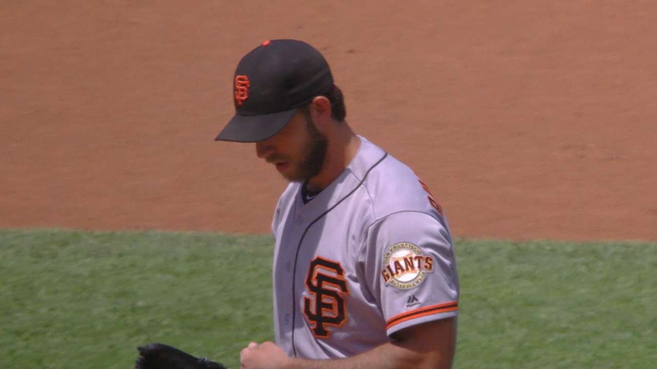 Bumgarner's CG gem can't carry Giants