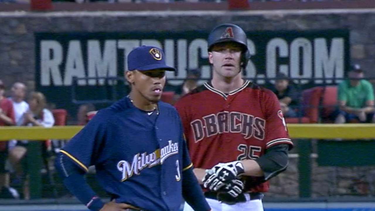 4th-inning miscues set Crew back in loss