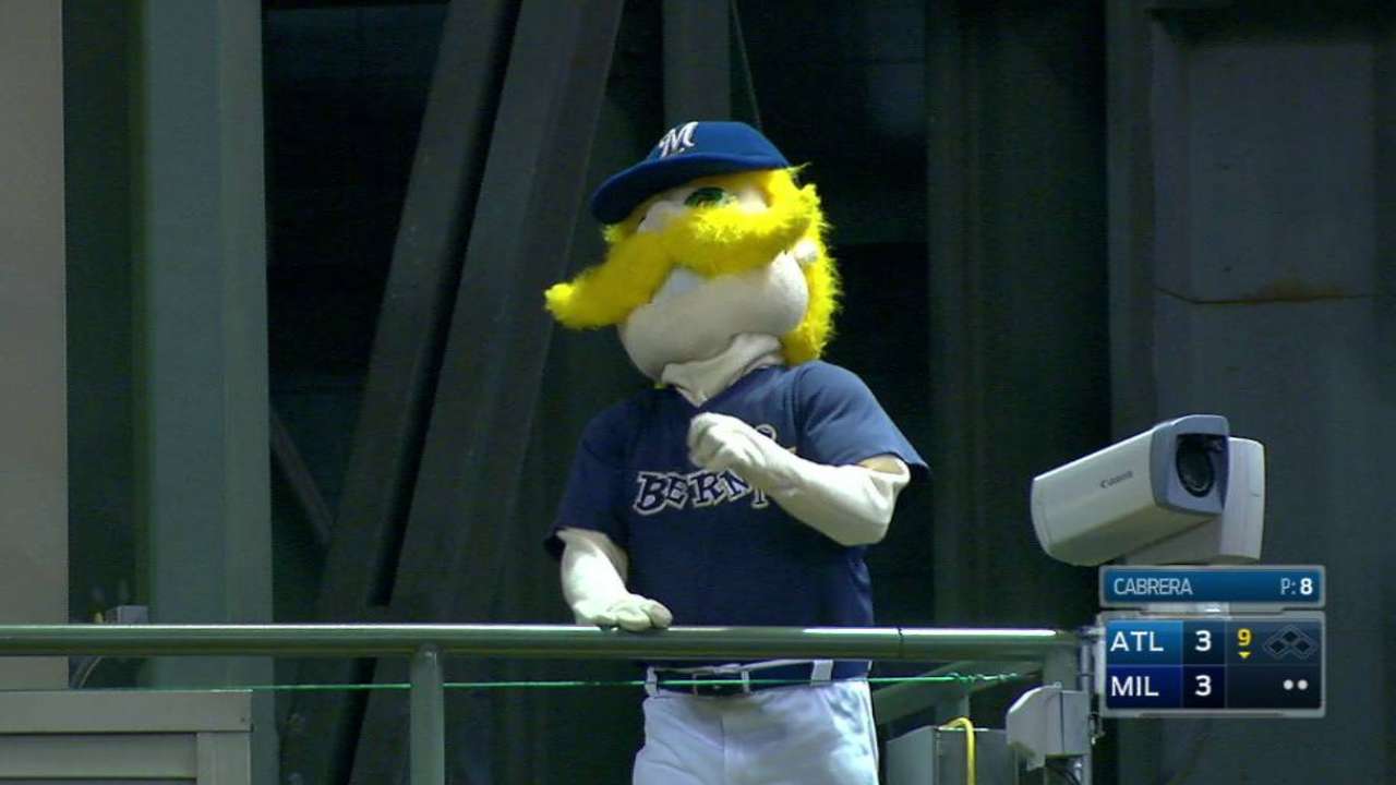 Carter just misses a homer