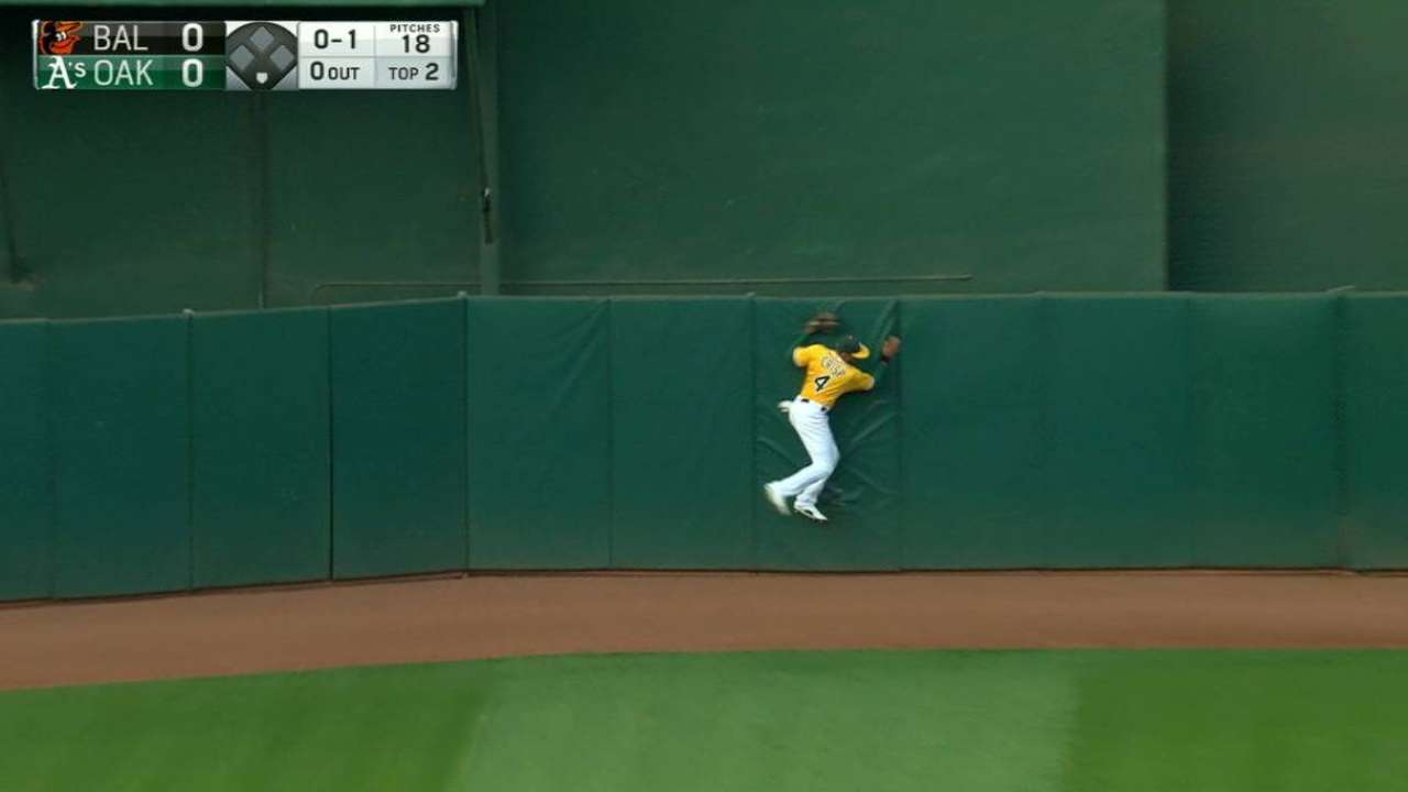 Crisp's leaping grab at the wall