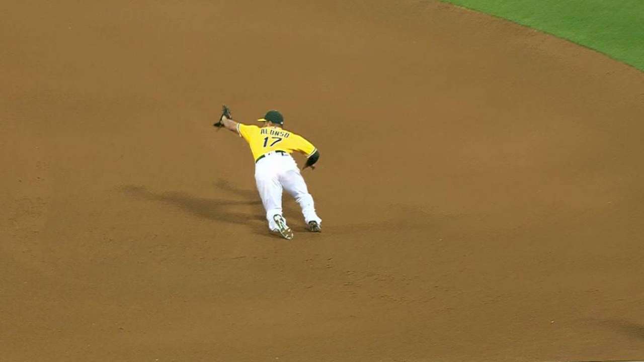 Alonso's nice diving stop