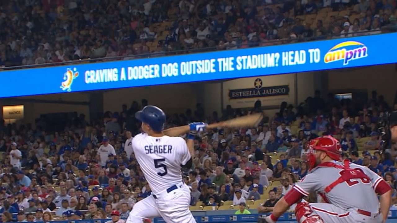 Seager's two-homer game