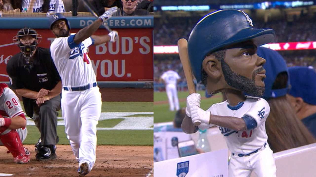Veterans spark Dodgers' resurgence