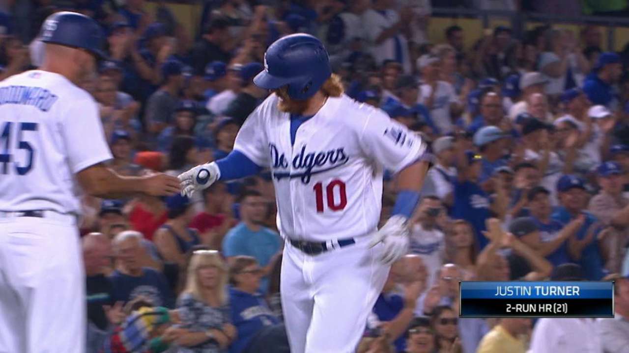 Turner's two-run homer
