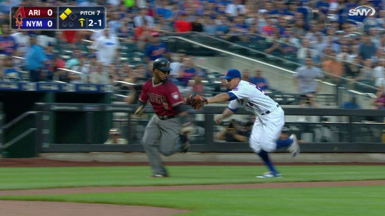 Mets get Segura in wild rundown