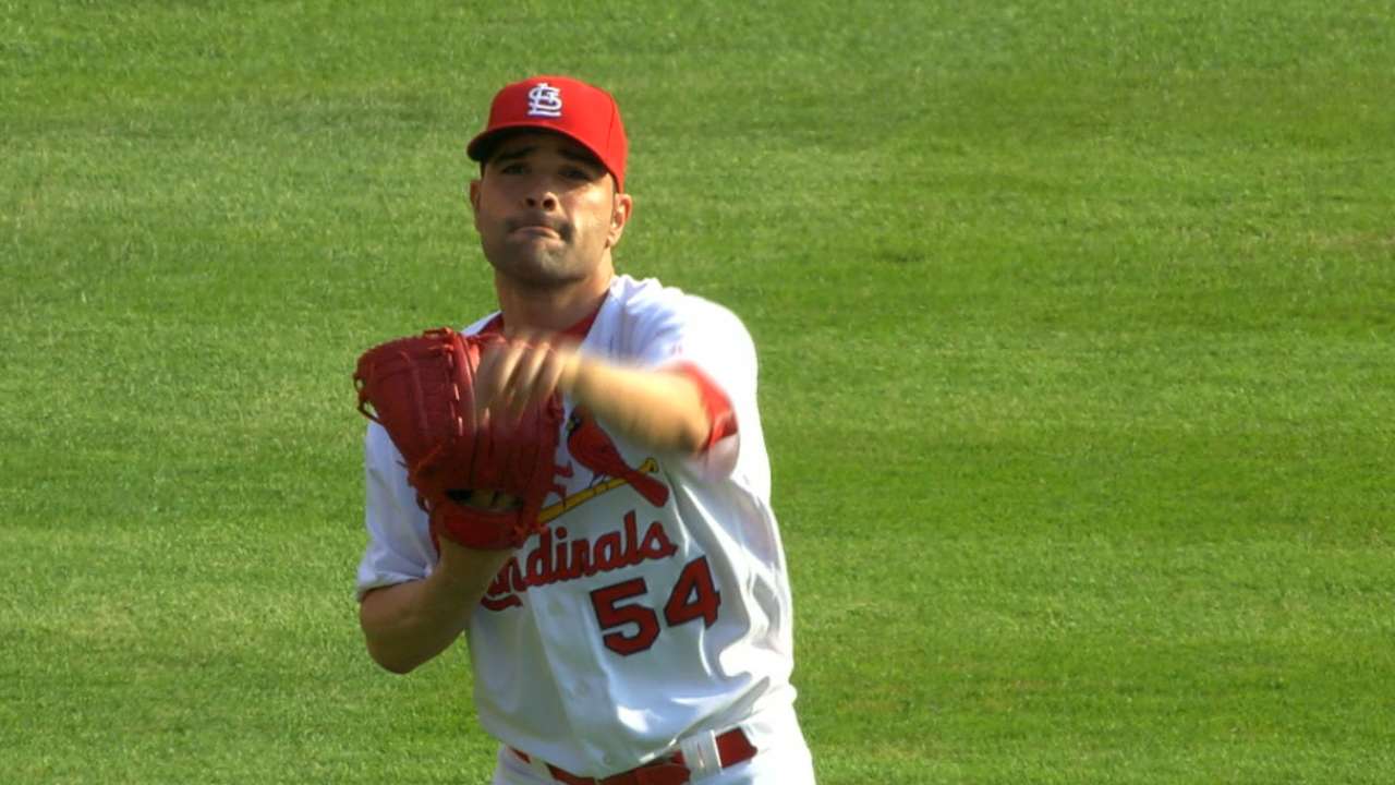 Gem from Garcia has Cards tied for WC spot