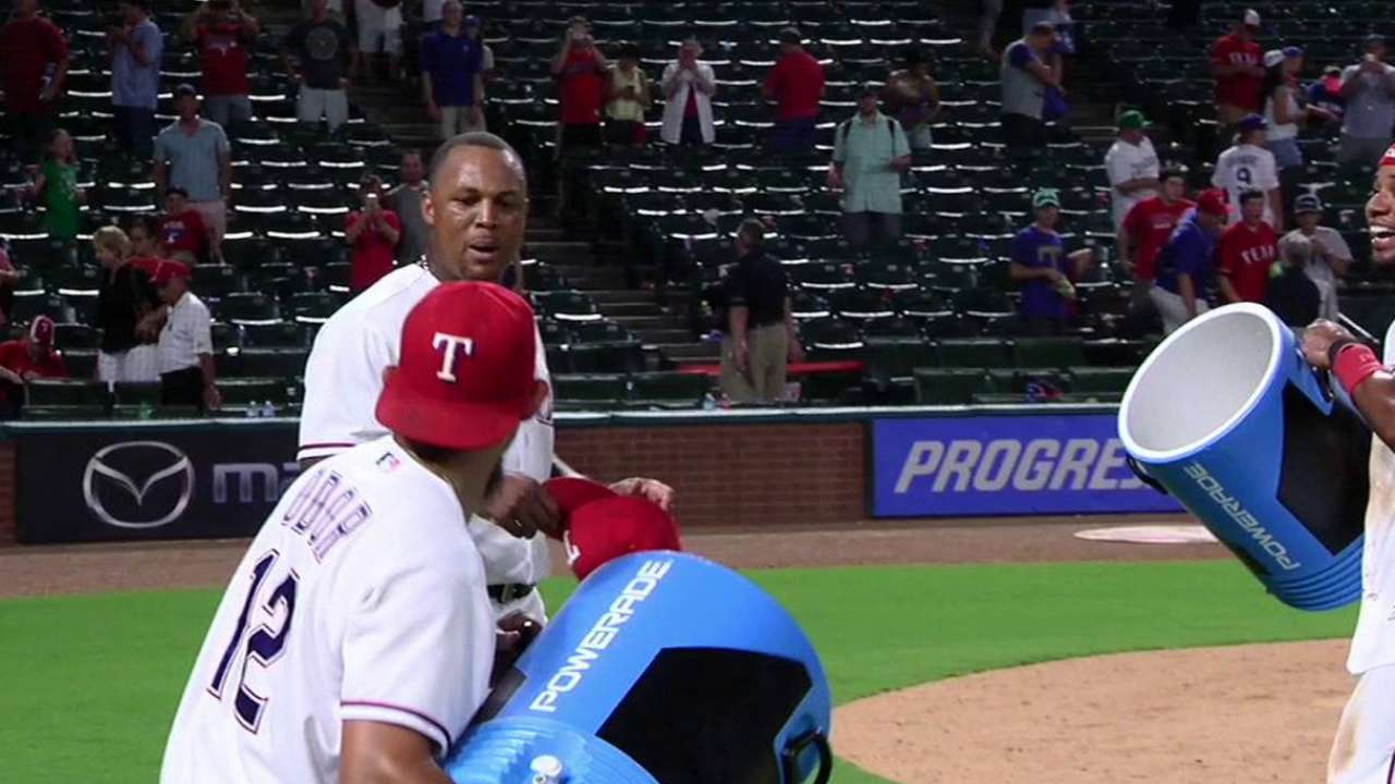 Beltre makes Rox pay for free pass to Beltran