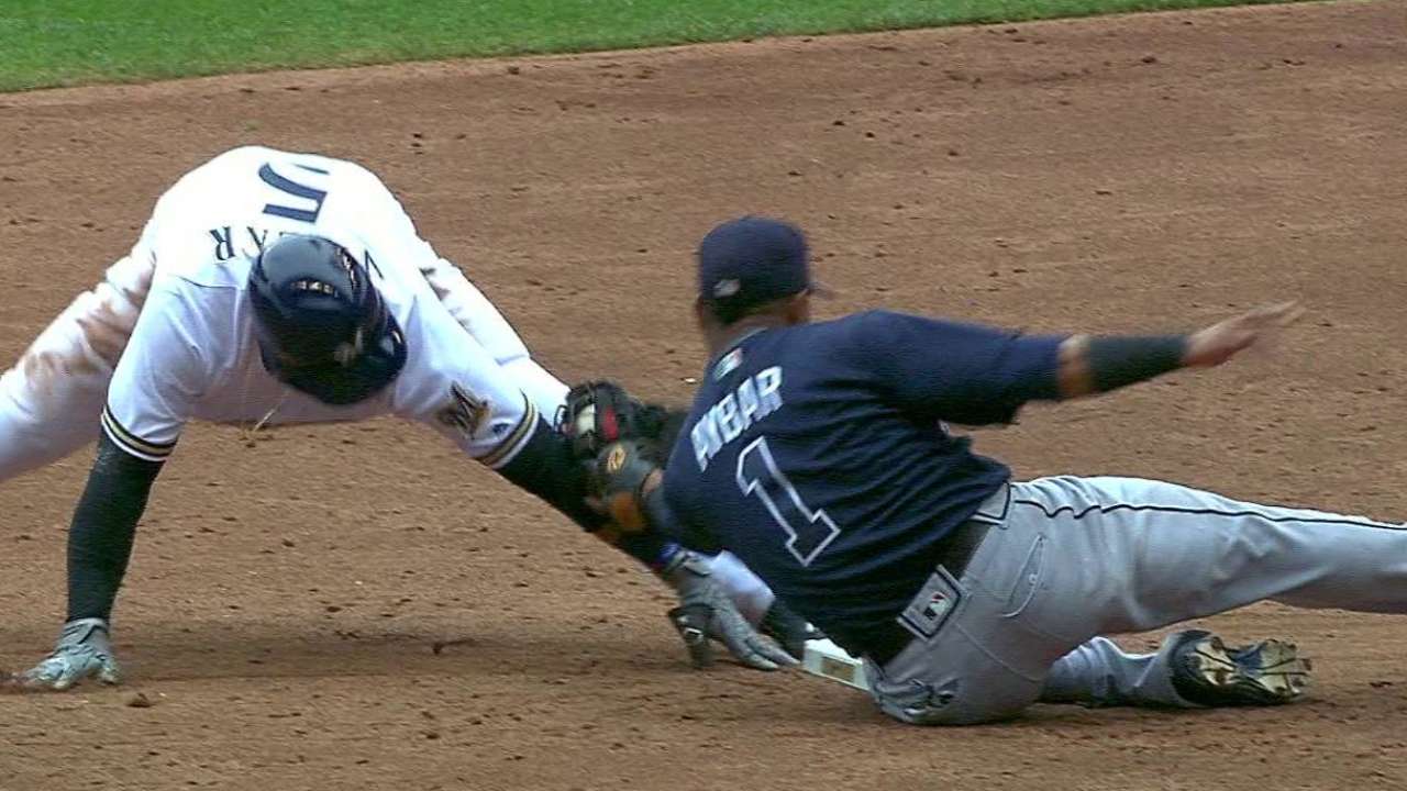 Aybar tags out Villar