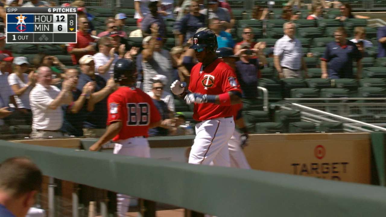 Vargas' two homers